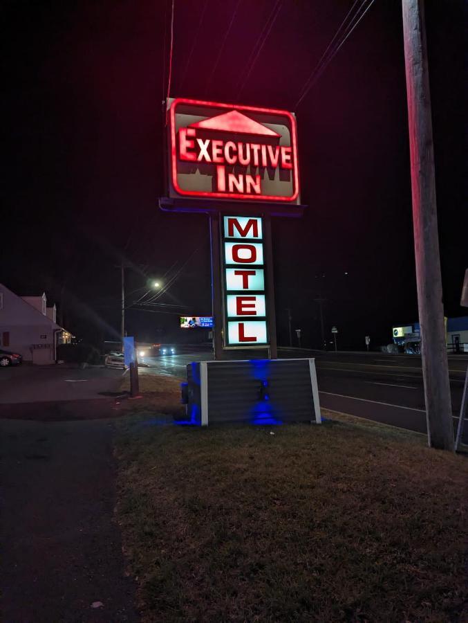 Executive Inn Coopersburg Экстерьер фото